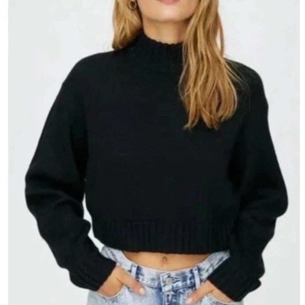 Wilfred Free Aritzia Black 100% Merino Wool Cropped Mock Neck Pullover Sweater S